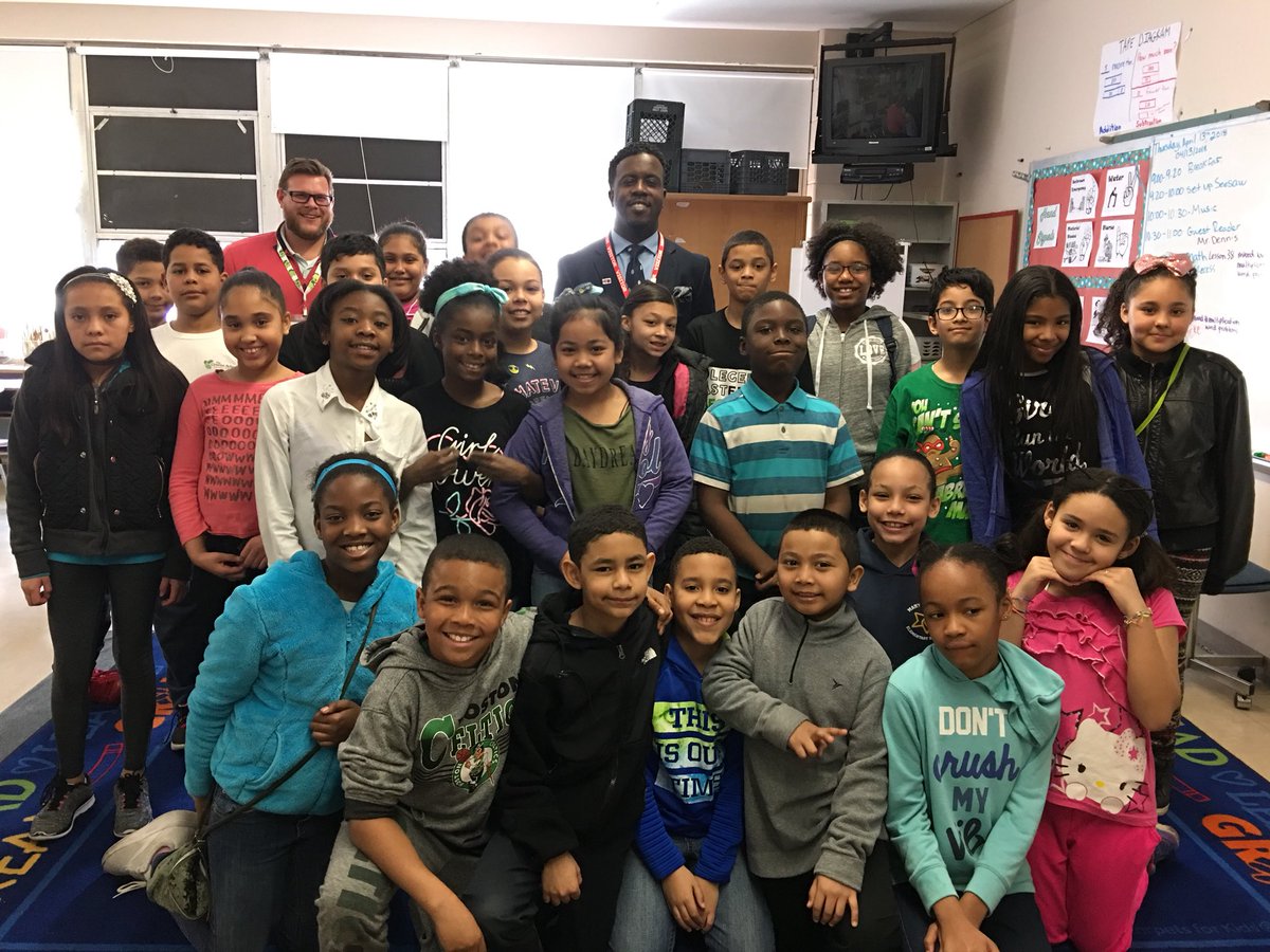 MFogartyES's tweet photo. Thank you @KobiusD for reading ‘Thank You Mr. Falker’ by the amazing @PatriciaPolacco to our 4th graders. You made them think, had them laughing, and shared the LOVE of READING! @CMonterecy @kristinbagley @MrDylanTyrrell #readingweek2018 https://t.co/nWu5GLj9FS