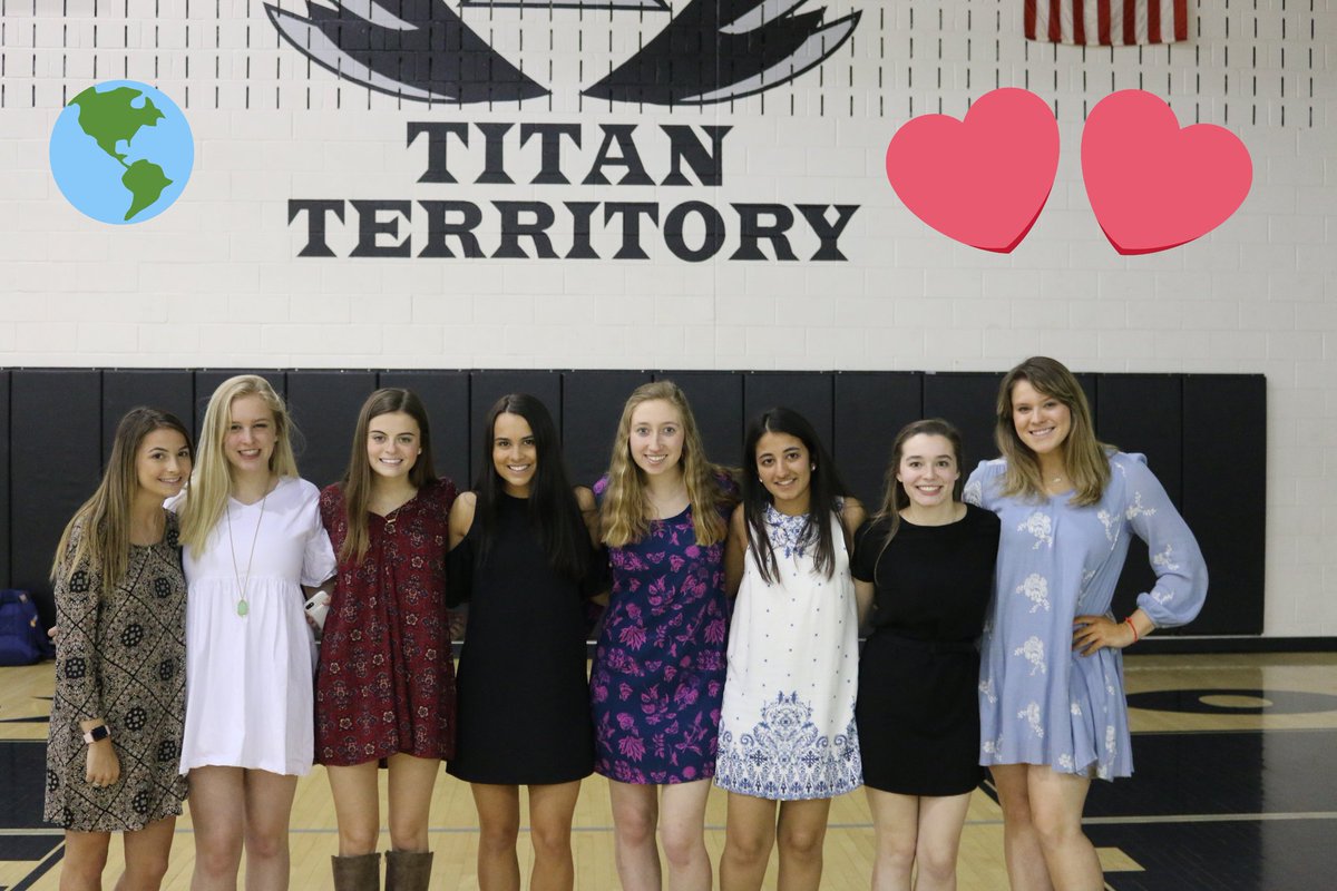LoudounIYLS's tweet photo. Great job by the Dominion Global Ambassadors with coordinating today's assembly. #girlsruletheworld #liyls2018 https://t.co/SNPjjQy44L