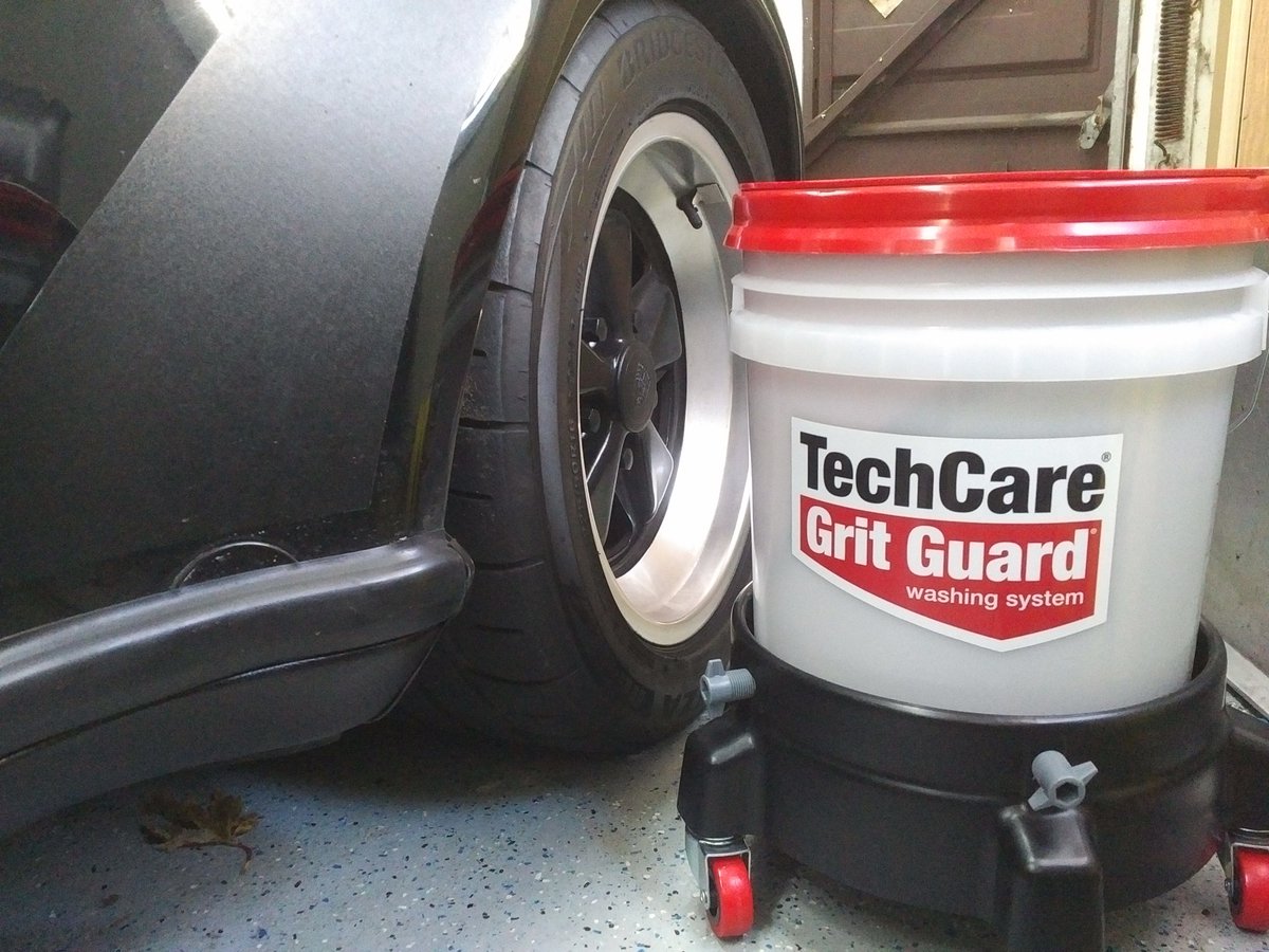 Eduneering's tweet photo. Thank you @weathertechca and @PCAUCR for this amazing #gritguard washing system and stool all in one! The quality of this is incredible, it's clearly designed and made with great care. https://t.co/DcaUoml4kK