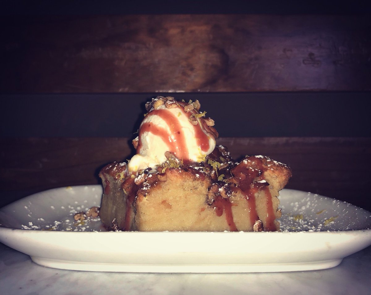 Bringing back desserts here at Old Town Social! Pecan Bread Pudding!
👏🏻
👏🏻
👏🏻
#oldtownsocial #breadpudding #dessert #chicago #chicagogram #chicagofood #chicagofoodie #chicagofoodies #chicagofoodauthority #food #foodies #foodie #chicagoland #chicagolife