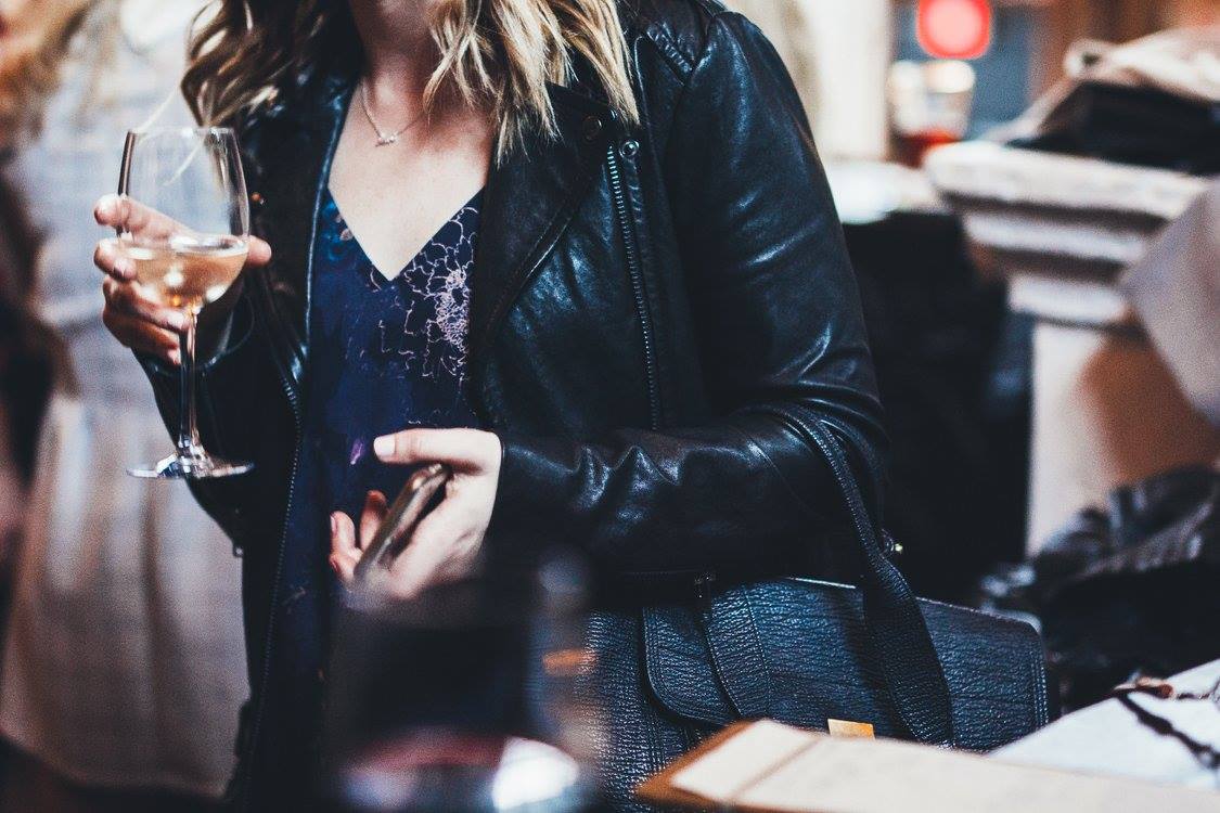 WomeninPRcanada's tweet photo. Join #WomeninPRCanada at our #PRSocial next week! A few tickets remaining: https://t.co/Qn1uCbxOWI @VanUrbanWinery #Vancouver #YVRPR https://t.co/a1aYgkmMvQ