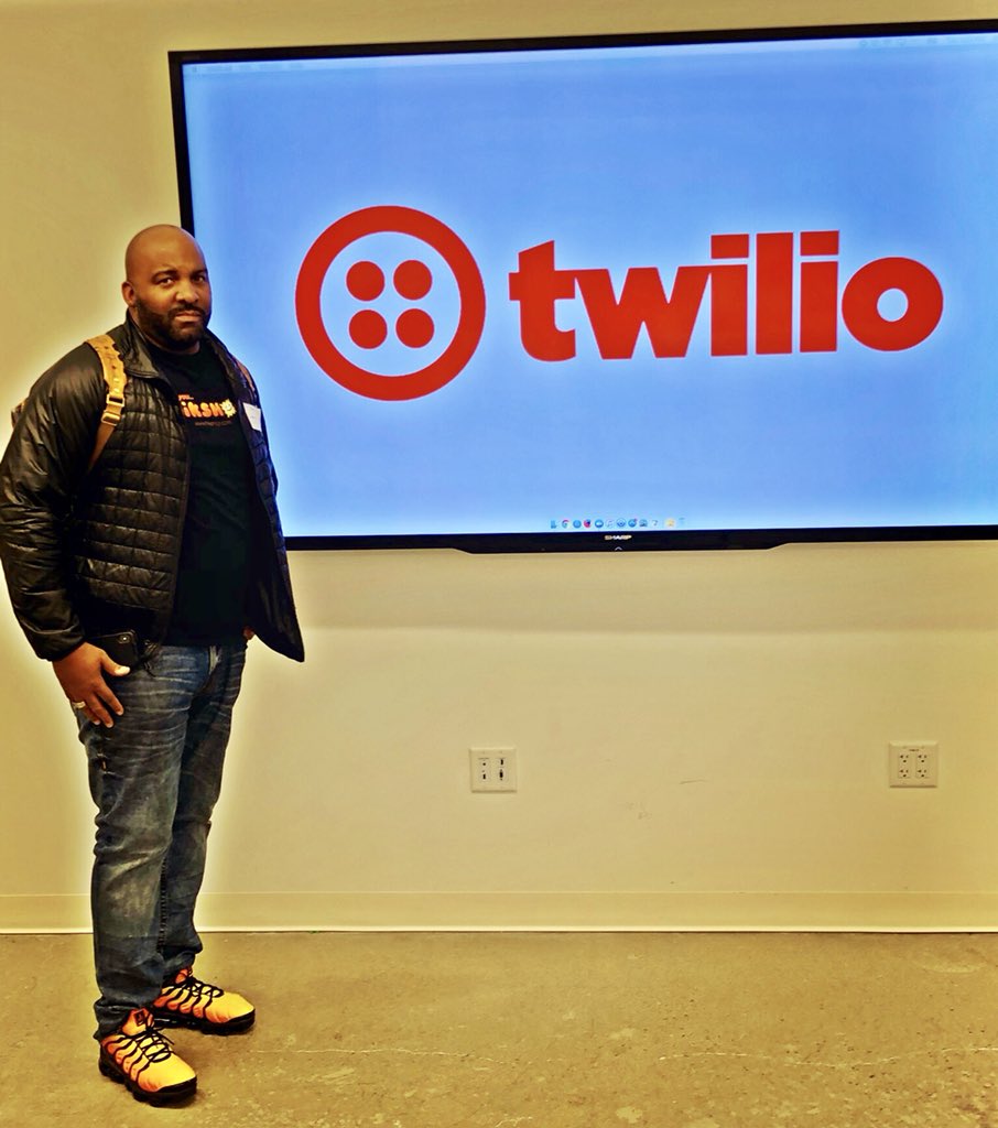 flikshopTB's tweet image. @ErikaDMSF Thank you for allowing @flikshop the chance to meet and discuss the limitless opportunities with you, in connection w/@twilio We love your energy and work within the impact/mission driven companies #twilio #bestapi #bestapp #flikshop #diversity #inclusion