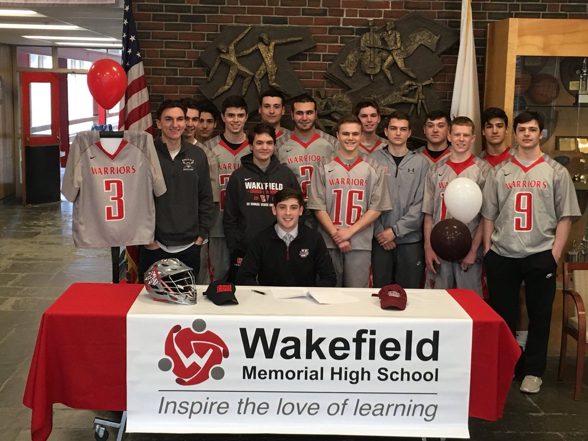 Congrats to Wakefield senior Ryan Fitzpatrick on signing his NLI to play Lacrosse at UMass Amherst
BostonHeraldHS <a href="/UMassAthletics/">UMass Athletics</a>