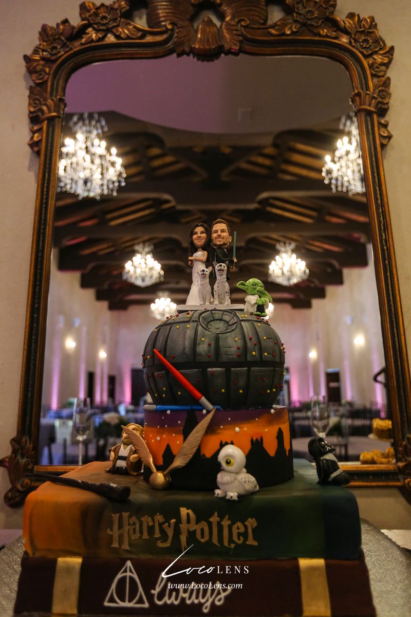 mloconto's tweet photo. I mean that cake though!
*
#Locolens #austinweddingphotographer #austinwedding #austinphotographer #weddingphotography #atxwedding #austinweddings #hillcountrywedding #austinweddingphotography #weddinghair #weddinginspiration #weddinginspo #destinationwedding https://t.co/EH6s8AQrVi