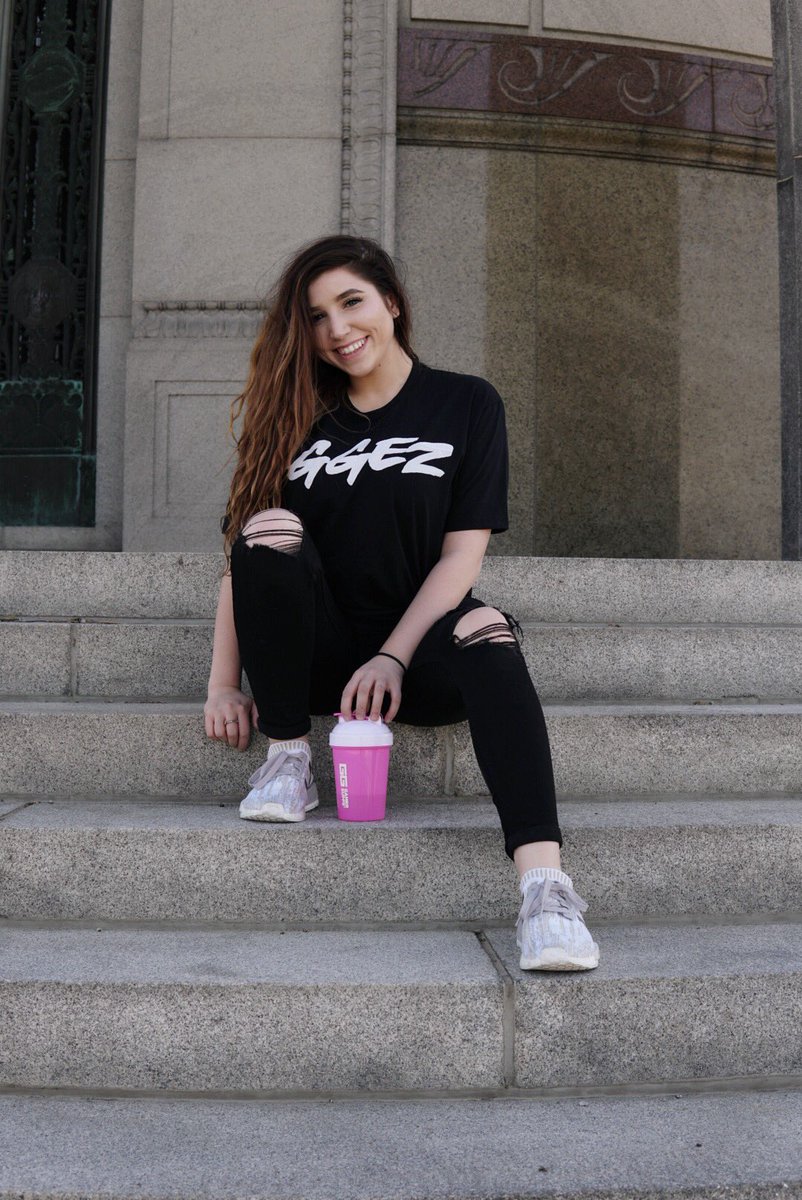 TylaASMR's tweet photo. #NewProfilePic 💖 https://t.co/8rm8r7NAOH