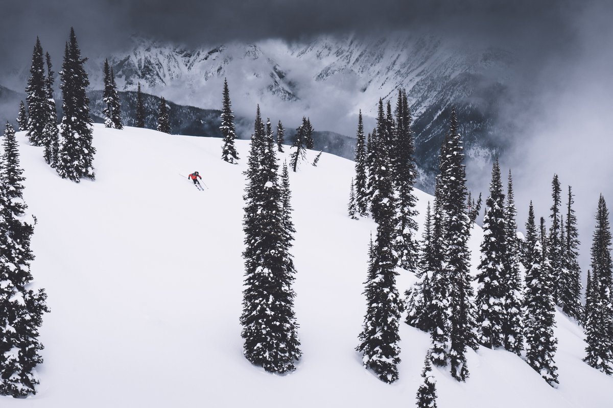 revelstokemtn's tweet photo. Make every turn count. There's only 3 days left! 😎❄️
https://t.co/Z8yxxXLaxj
PC: @janzy_ Skier: @JulianCarr  #Revelstoked #10YearsofStoke https://t.co/0ryBDhA7I9
