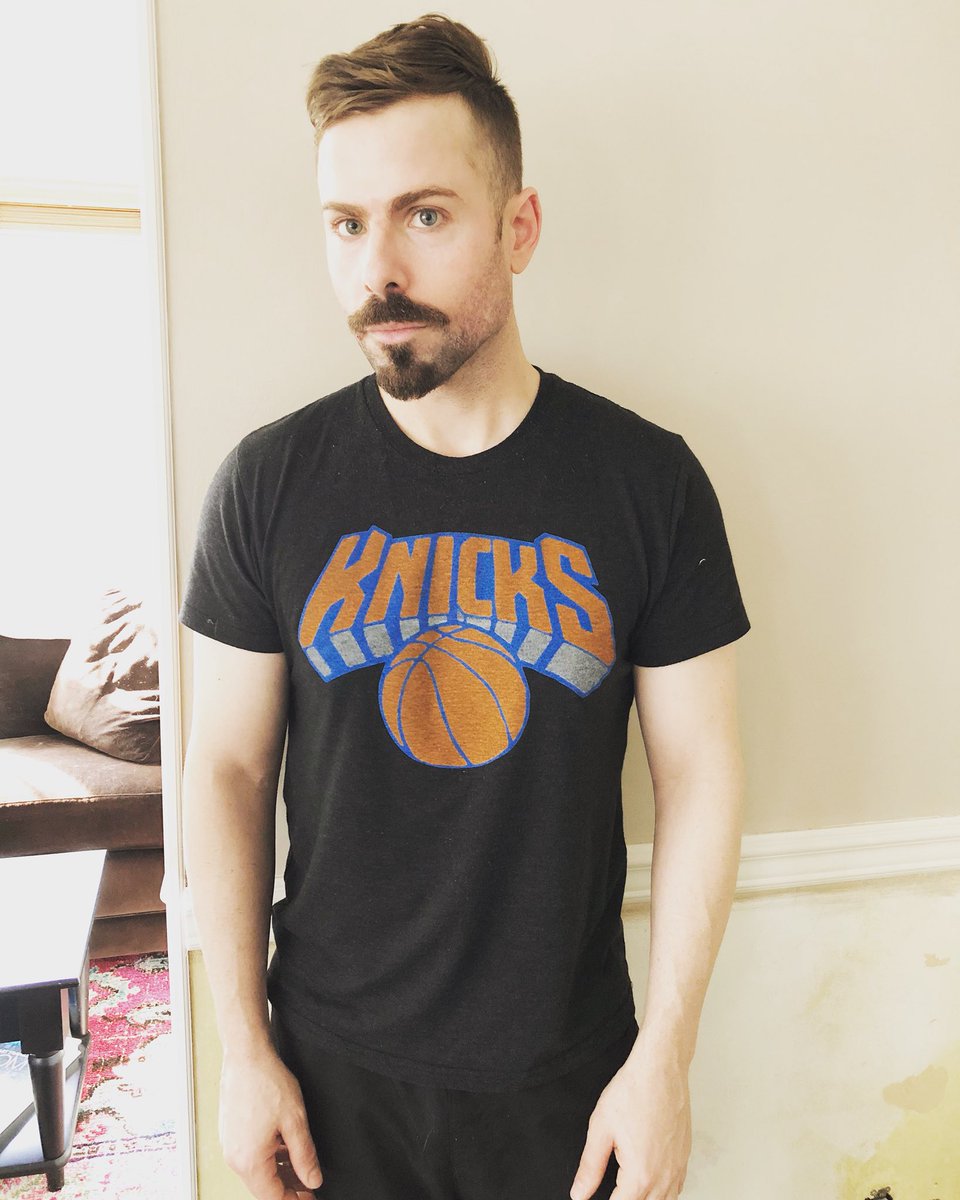 council_band's tweet image. Pat looking very Doc Holliday before he shaves the rest of his beard off for tomorrow’s shoot.
#express #expressmen @express @expressmen #leadsinger #council