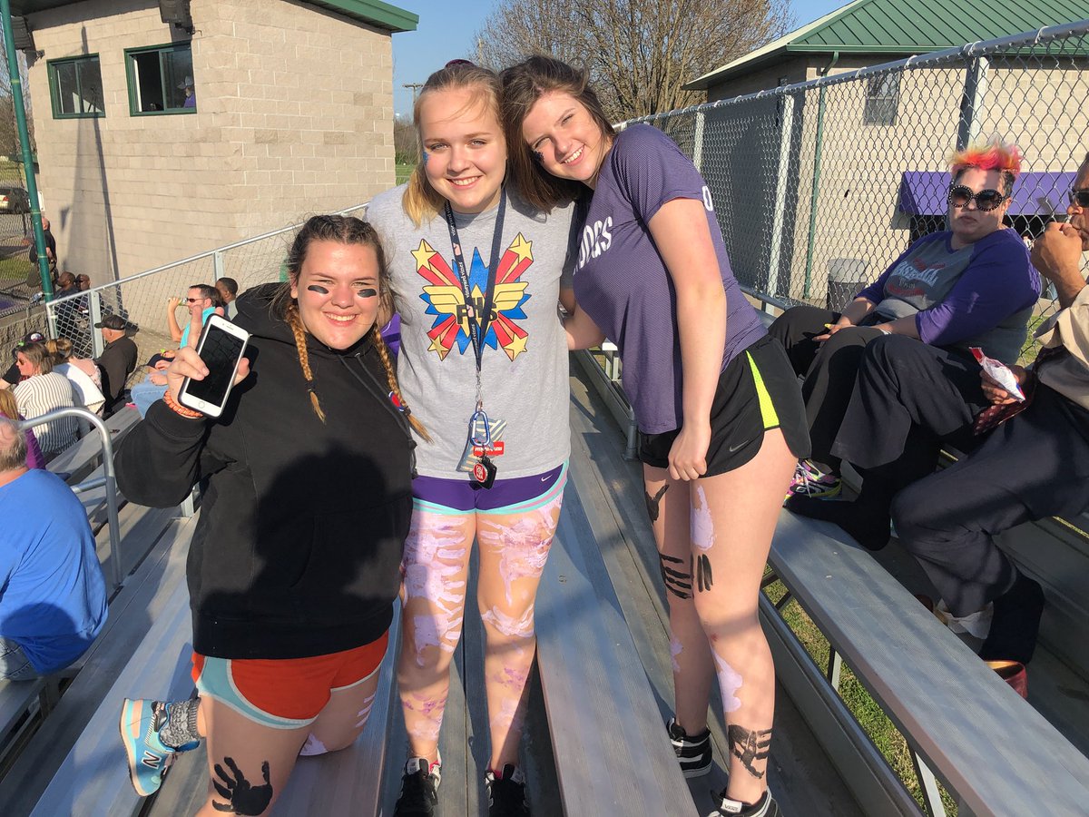 FHS Pup Crew tweet media