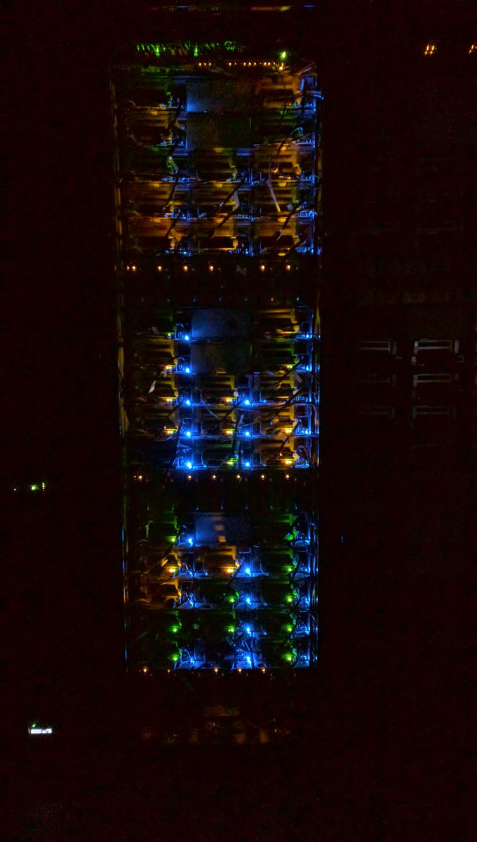 ramereth's tweet image. Finally around to powering up one of three of the @OpenComputePrj racks that were donated to the @osuosl via @facebook!