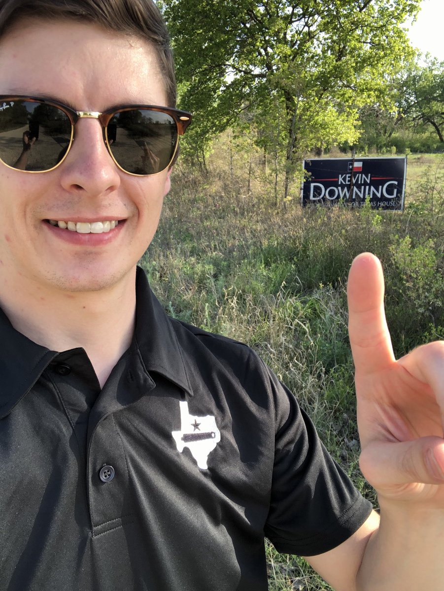 ZachMaxwell's tweet photo. I finally stopped to get a picture after 3 years of driving by it hundreds of times. #TBT #Winning #HD60 #Txlege #TX2016 @RepMikeLang @jordandberry @CraigLMurphy @mbrownfield https://t.co/OucPt7Fjg1