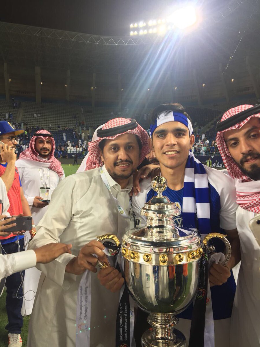 مع بن شرقي في حضرة الكأس 💙🙏