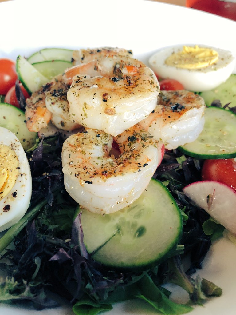 paulcullenwines's tweet photo. Beyond The Sea Spiced Shrimp Salad! @SizzleAndSwing @erindickins #rockinrose’ #thisdidntsuck https://t.co/z0tlG7b9El