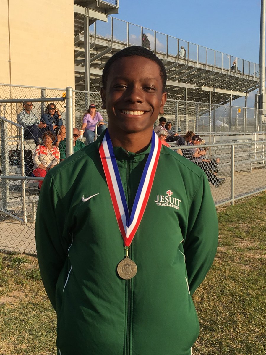 sj_track's tweet photo. Blake Harris popped a 45’9.5” on his final jump to win the Triple Jump! #ELEVATE #GOTIME https://t.co/kqTpp6TQAm