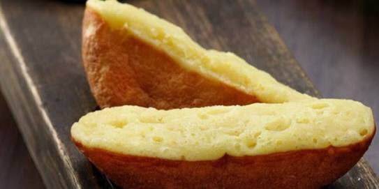 Tahu kan jajanan pasar yg satu ini? Sepertinya ini jajanan paling favorit, antri banget.