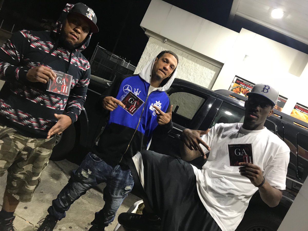 Yo_Thomp's tweet image. G.A. II OUT NOW! Link in bio!! @YUNGOGTWO100 @TalentedJunior