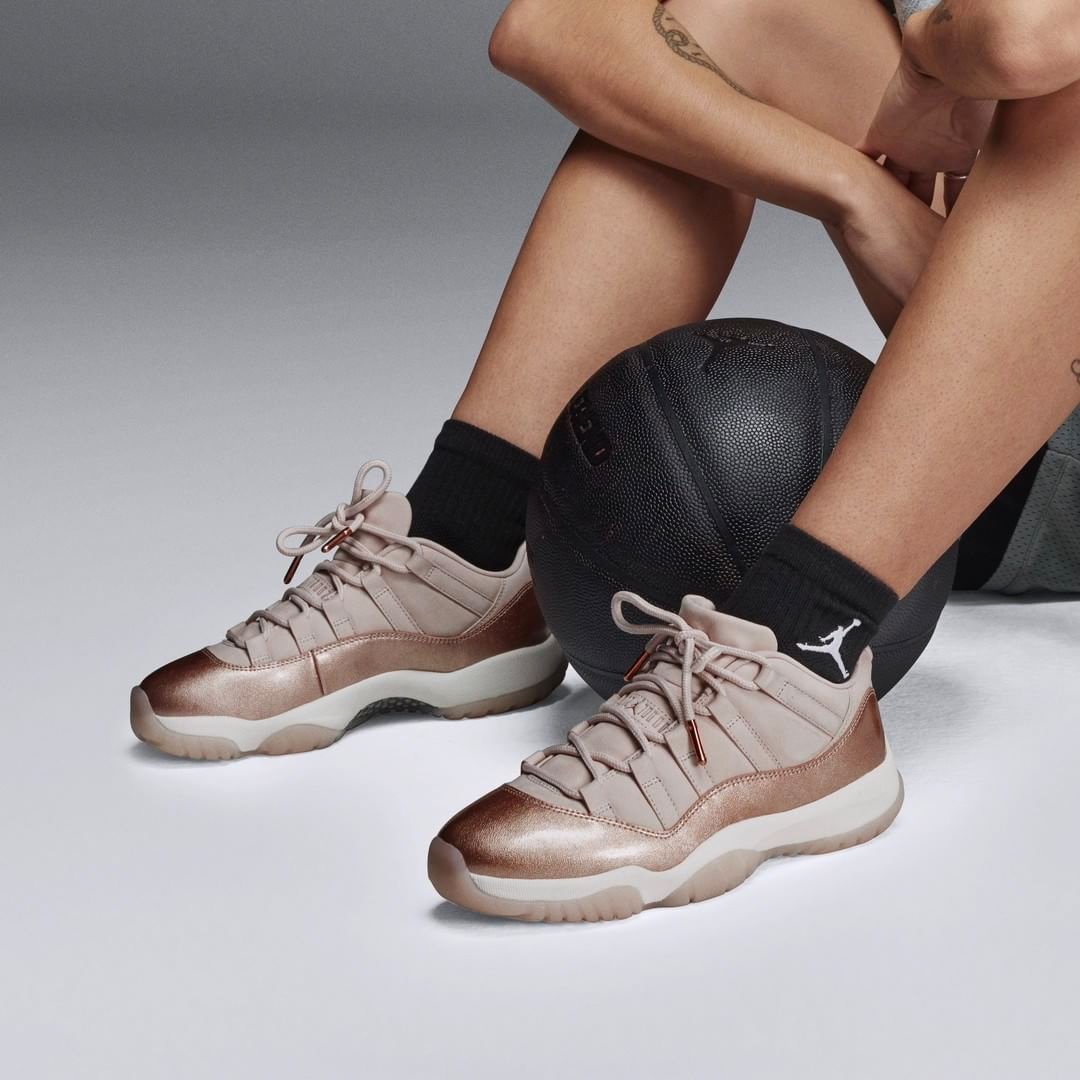 aj 11 rose gold