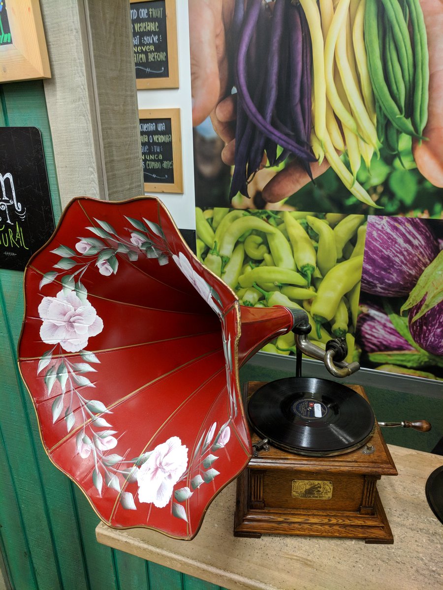 Gramaphone from 1907: surprisingly good. #thinkery21 #drunkscience