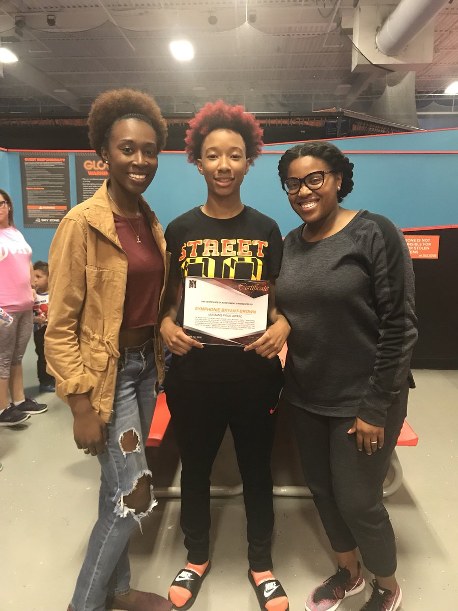 MeadeGirlsHoop's tweet photo. Meade Mustangs Women's Basketball End of Year Event! @MeadeGirlsHoop https://t.co/8Ezr9IS8BO
