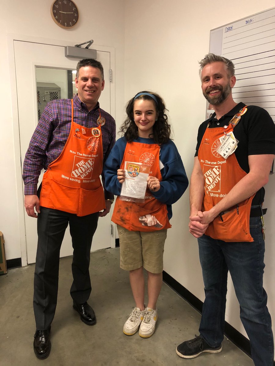 2780’s Ops Associate of the Month Rachel Bradley!
#celebrate
#rockeditasfreightsupervisor
#offshegoes