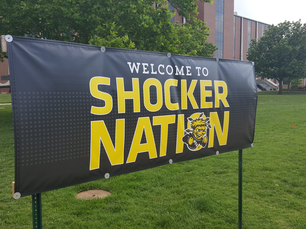natalieolmsted's tweet photo. Uploading pics from phone & came across this from my days working on campus. It suddenly hit me - I truly miss campus and many of my Shocker peeps. #Shocker4Ever #WichitaState #GoShox #Shockeralum https://t.co/uBF0YJrffg