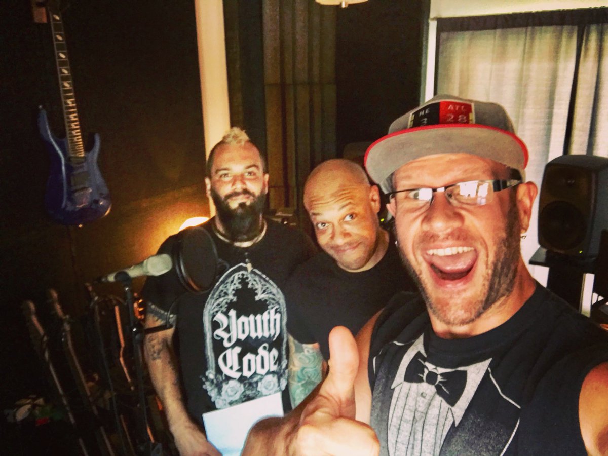 The duet song has been recorded.... #KillswitchEngage #KseRecordingSessions #Duet #JesseLeach #HowardJones