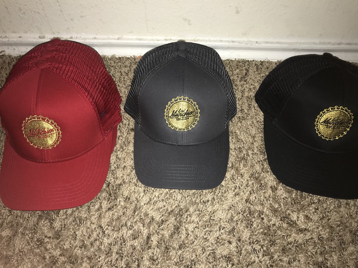 LosMunchies210's tweet photo. Trucker caps 🧢 $15 each just got a few https://t.co/k3fBUnRRUq