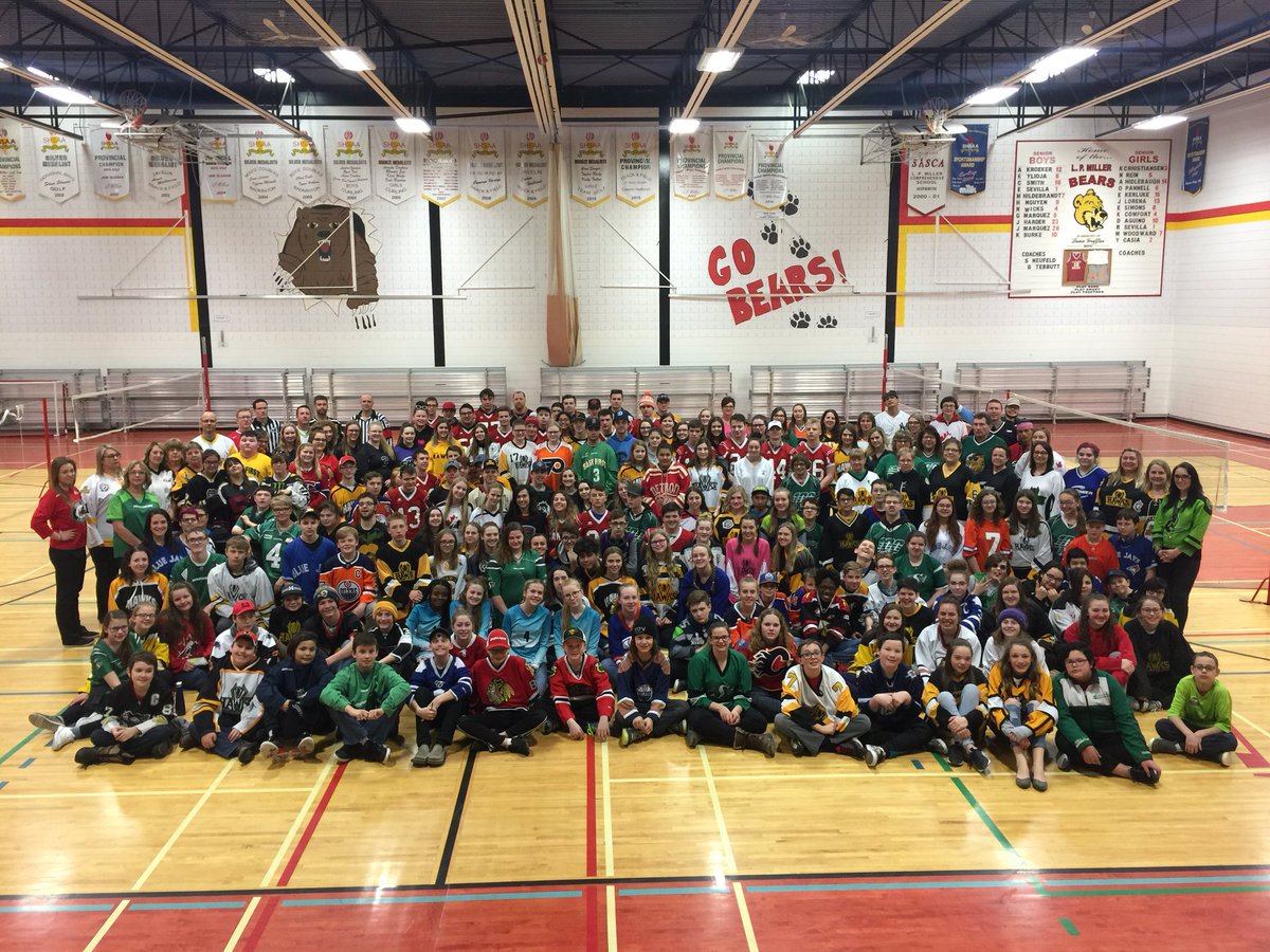 LPMillerBears's tweet photo. LP Staff and Students show their support for the Humboldt Broncos. #JerseysForHumboldt #HumboldtStrong https://t.co/LozQafeUIc
