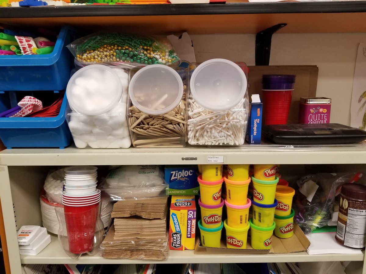martinezswes's tweet photo. @SpicewoodPYP #Makerspace Classroom supplies, thank you parents! https://t.co/I6dcOUWNbd