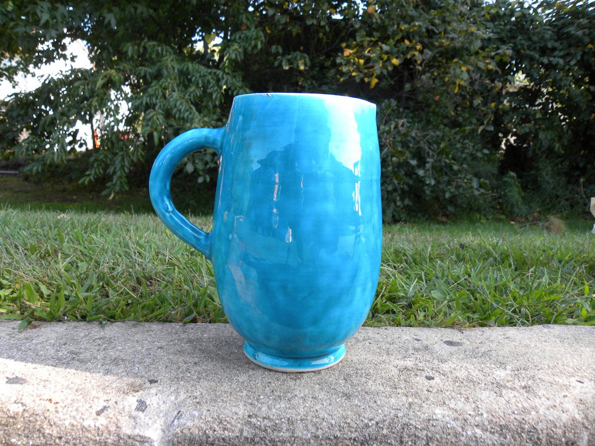 fieldsofvintage's tweet photo. Sherekat Turquoise Blue Beverage Pitcher, Handmade in England, Large Serving Pitcher, Ceramic SHEREKAT Pitcher https://t.co/iWvoZWLOY2 #Etsy #FieldsOfVintage #Sherekat https://t.co/JEkz1e02sG