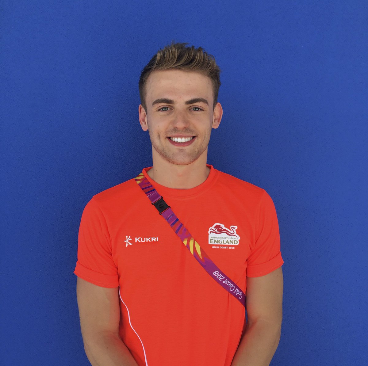 village_source's tweet photo. Athlete's are just as superstitious as us, @jackrhaslam from @TeamEngland has a love for oranges 🍊 and has a piece before each round! Make sure to check out other athletes rituals in the latest edition of the #VillageSource! (📷 by Homer Nemenzo) #GC2018 #GriffithUni #GriffComms https://t.co/HDqcEqhO6D
