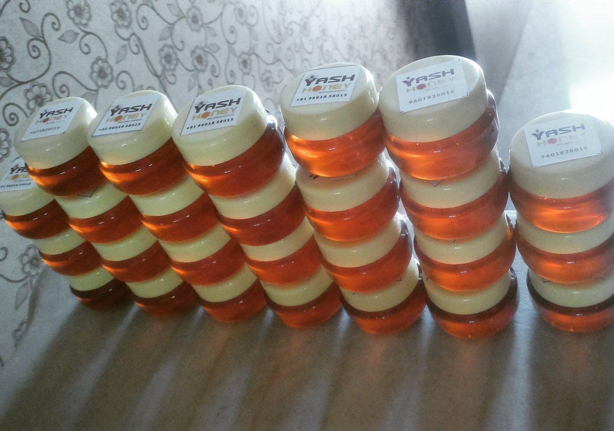 yash_apiary's tweet photo. #sweat and #delicious #honey . This seasons #harvest . #jar of #happiness 
#Yashhoney 
#yashhoneyandapiaryproducts 
#startupindia #startup #sweatrevolution https://t.co/puDSzIaE1q