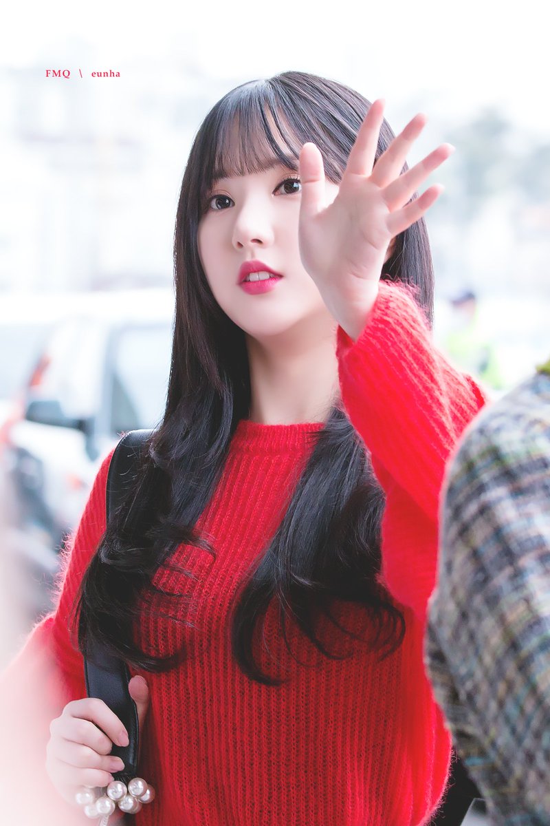 formyQueen530's tweet photo. 180413 출국
정은비...은비야...(오열파티)

https://t.co/e9hTSFz8Jf

#여자친구 #은하 https://t.co/9m6ICs4LcU