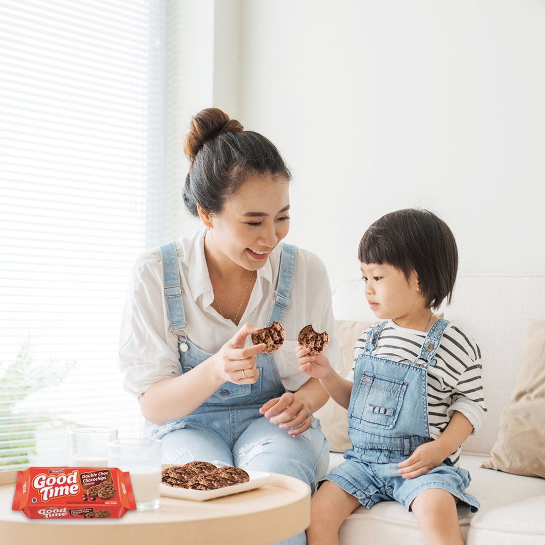 Temukan sepiring penuh kasih sayang Bunda dalam setiap kepingan Good Time untuk si Kecil. Sudah siapkan Good Time untuk menemani family time belum Bunda? <3 #MakinDigigitMakinSeru