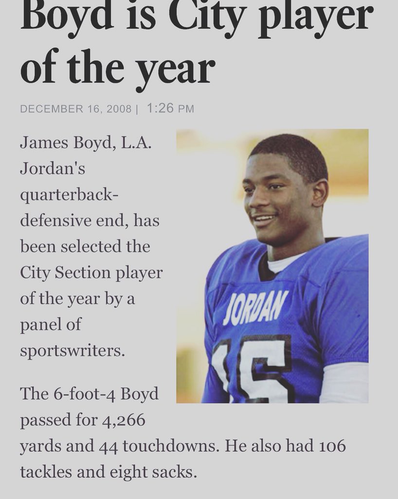 BornBeastJB's tweet photo. Dream big no matter where you go just go your classroom and field !!! #wattsBulldogs #LAJordan https://t.co/hWTEhVMOAe