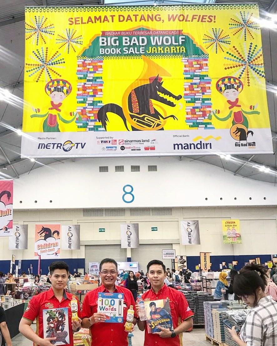 singamasindo's tweet photo. Singa Mas Indonesia Turut Meningkatkan Minat Baca Masyarakat Indonesia Melalui Big Bad Wolf 2018 jakarta ! #minatbaca #bbw2018 #bbwjakarta #bbw2018jakarta #smi #mencerdaskanbangsa https://t.co/1PzzmTAr6e