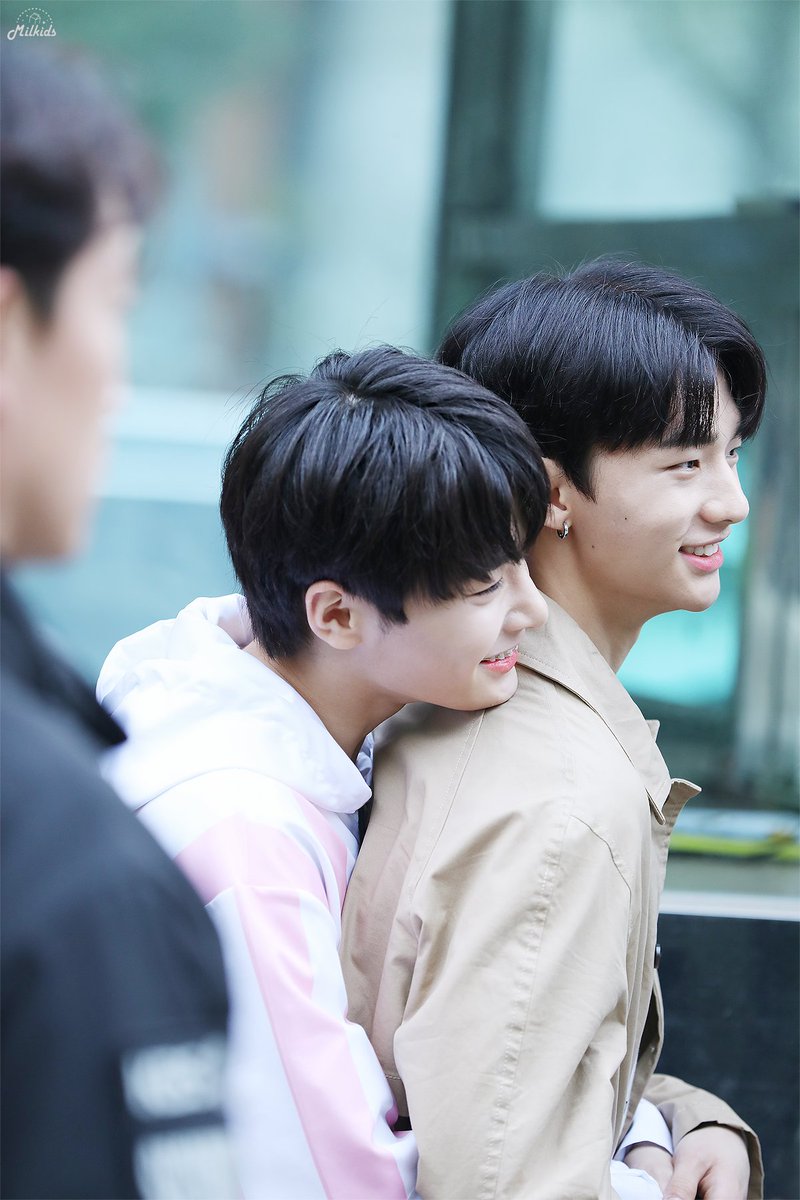 แม่น้องฟ้อกปั่นวิจัยอยู่ 🍞 slow reply tweet media