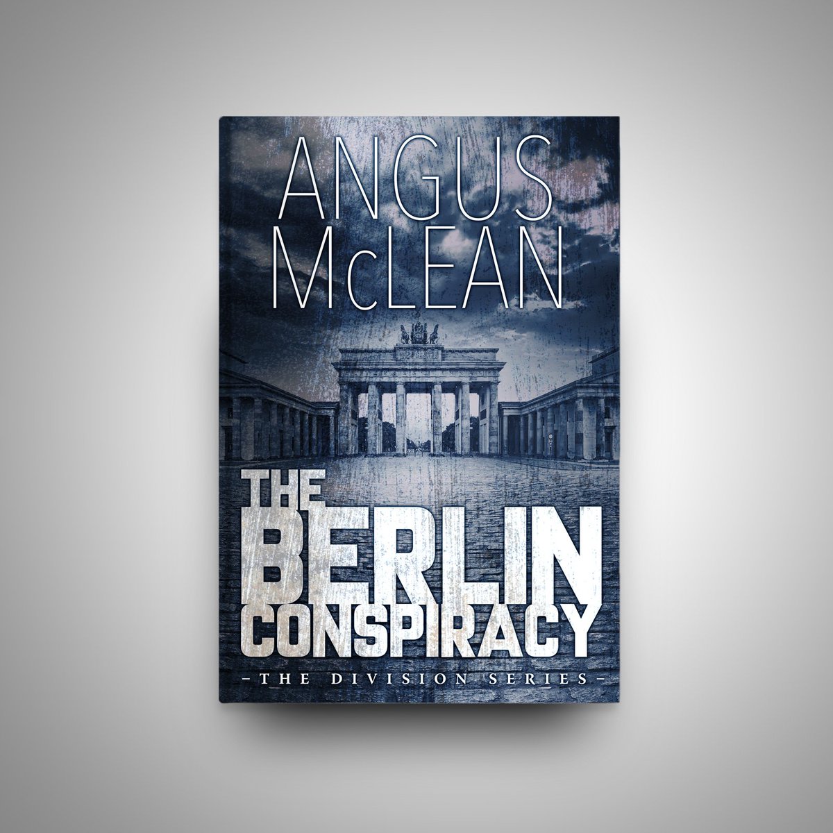 A plane hijacking above Los Angeles sets Archer on the trail of a terrorist mastermind.
The CIA want him. The Germans and Brits want him. But The Division are after him.
Coming Tuesday to Amazon