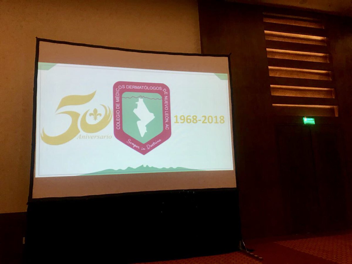 colegiodermajal's tweet photo. El #ColegioDERMAJAL presente en la 1raSesión Académica 2018 y 50 Aniversario del Colegio de Médicos Dermatólogos de Nuevo León, AC (Sociedad de Dermatología de Nuevo León, AC) #CMDNL Agradecemos la invitación de honor de nuestro Presidente Dr. Luis Enrique Sánchez  @dermaluis. https://t.co/fQMgBr5deo