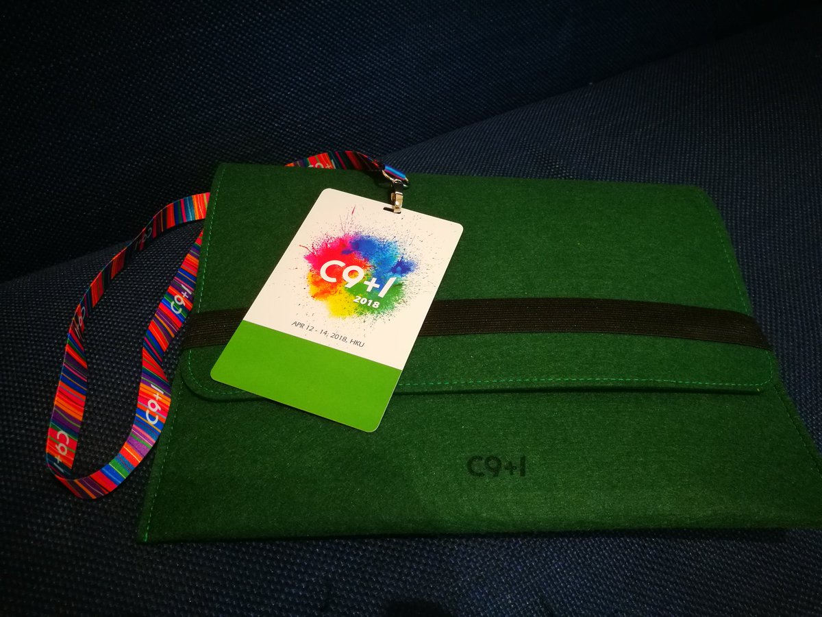 anatomiczny's tweet photo. One of the most beautiful conference bags 😁 https://t.co/ILeUz9FUw4