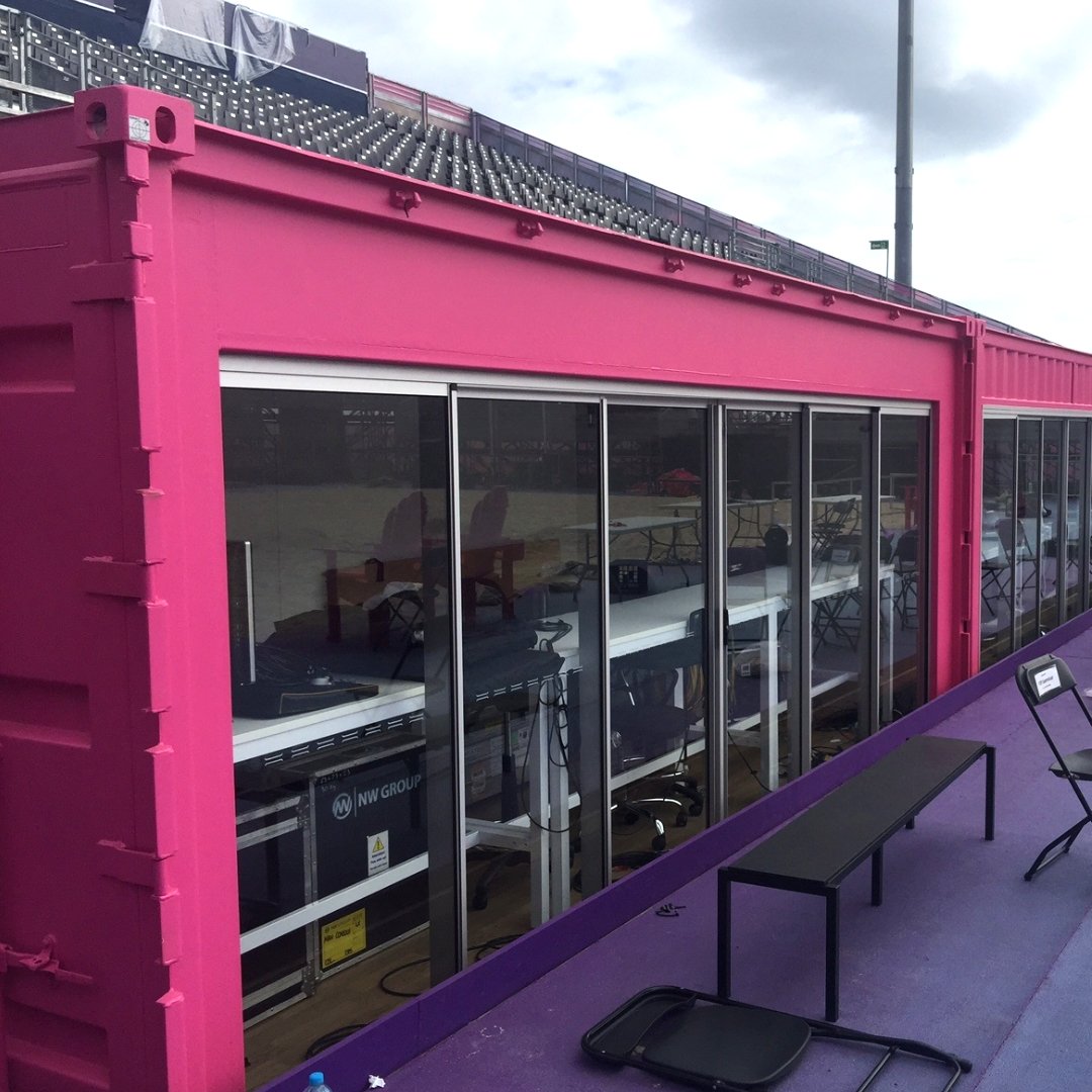 RoyalWolf_AUSNZ's tweet photo. For the eyes pleasure 💜
#2018CommonwealthGames #gc2018 #RoyalWolf #shippingcontainers #displaysolutions #youcandoanythinginaroyalwolf #containerprovider #containerspecialists #modifications #containerhome #buildyourbox #box #popupcontainer #upcycled #containerhire https://t.co/5XsQuGEEpW