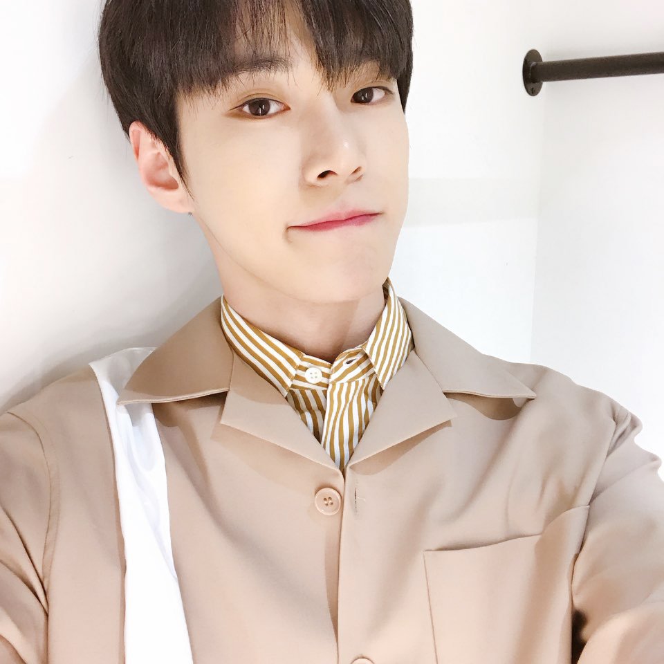 Nct 127 доён. Доен. Доен. До ён nct. Nct 127 доён.