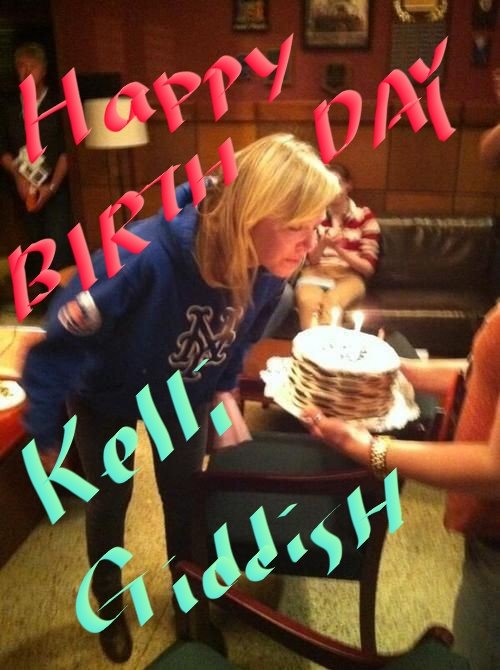 Happy Birthday, my heroine Kelli Giddish! 