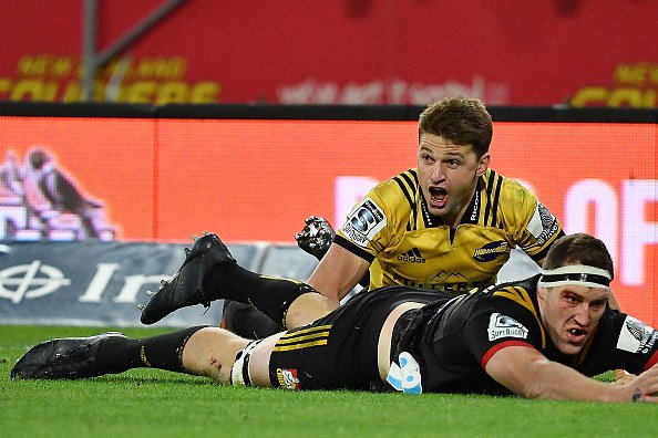 superxv's tweet photo. Barrett leads Hurricanes to win over Chiefs https://t.co/Z1XReYkXB6 https://t.co/pu9TcwGgXV