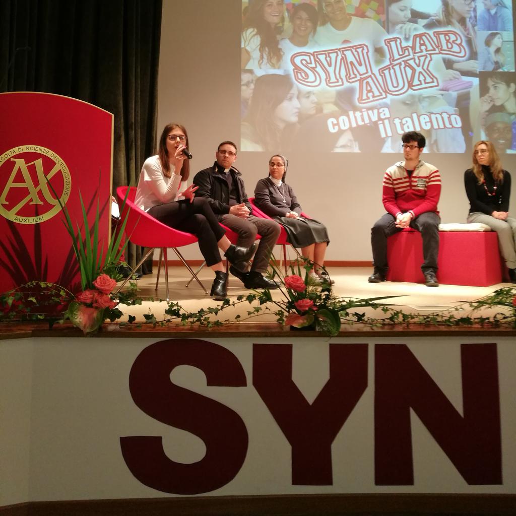 pfse_auxilium's tweet photo. Giovani e scelte di vita, scelte universitarie, scelte professionali #orientamento #giovani #synlab #synodo2018 https://t.co/Hv3B8mieRC