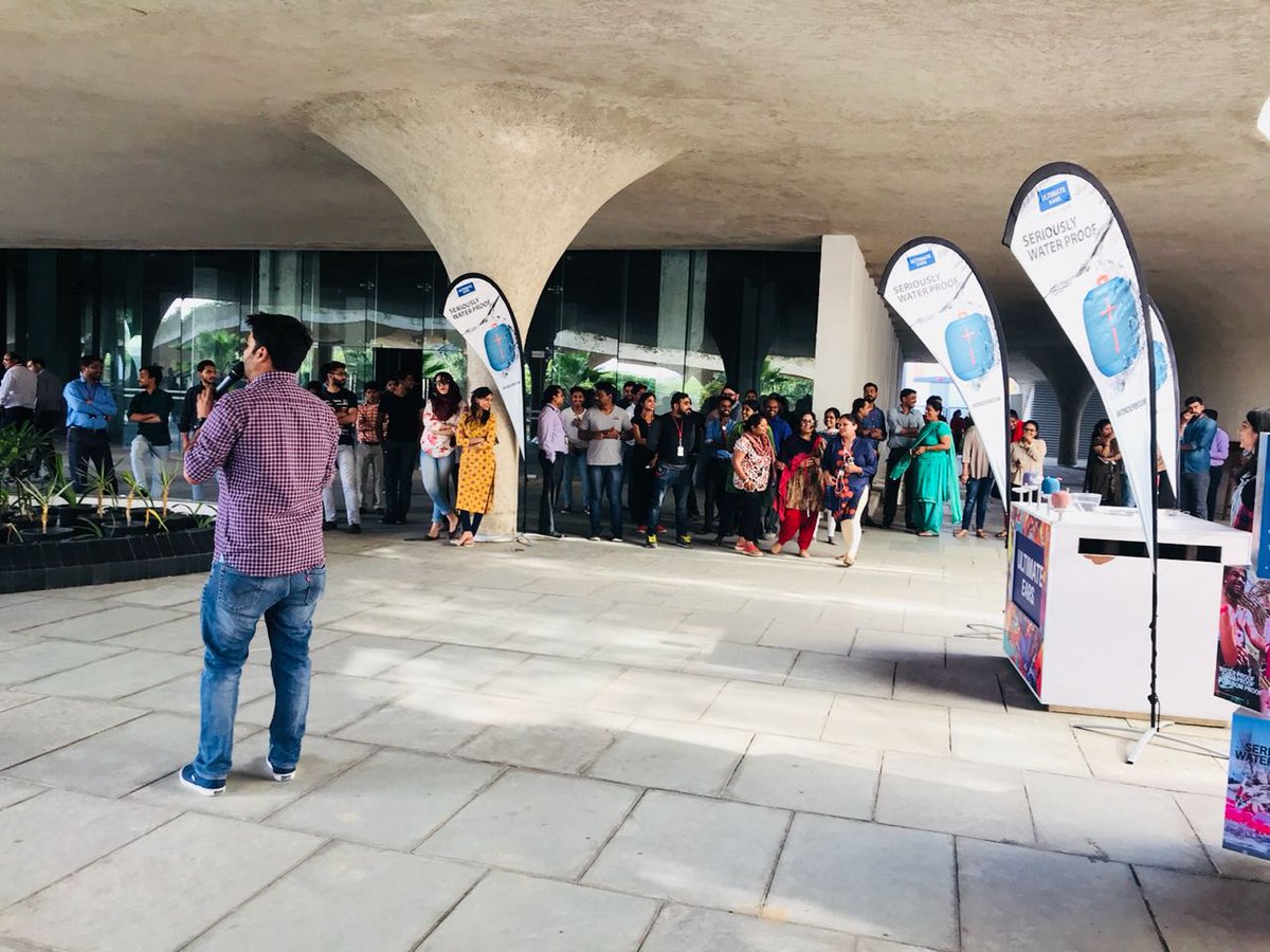 CraftbuzzEvents's tweet photo. Events connect people, breeds innovations, build communities and spark change. #CraftbuzzEvents #UltimateEars #BandPerformance https://t.co/4VdpFpMjmP