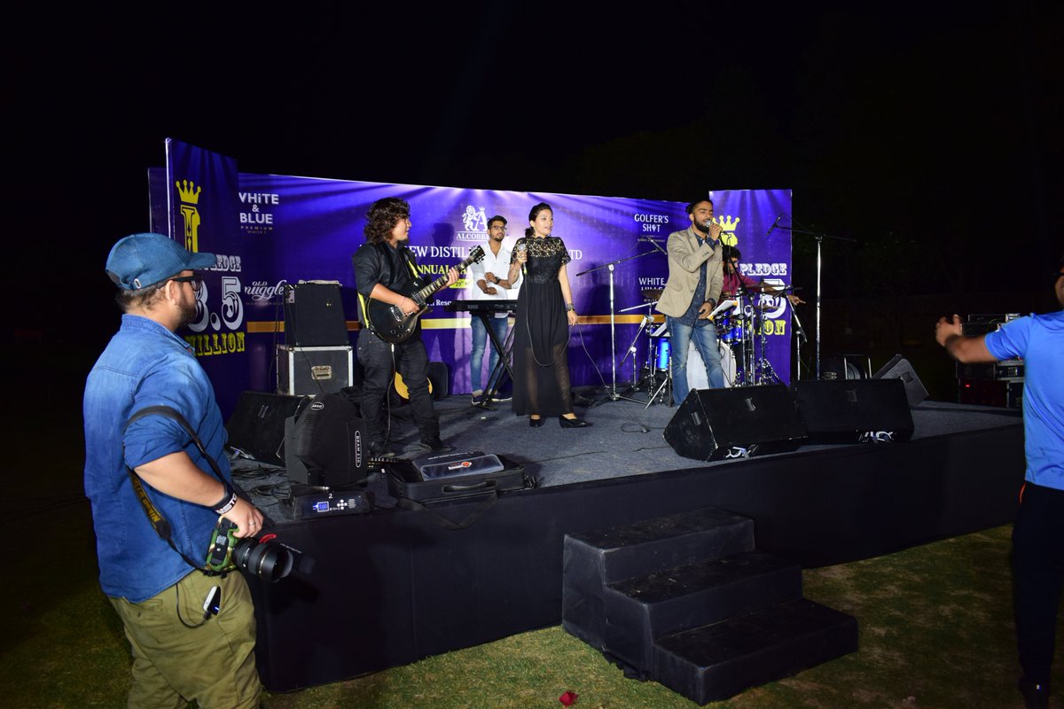 CraftbuzzEvents's tweet photo. Life is made of memorable events like this. Another successful event with Alcobrew Distilleries India Pvt. Ltd. #CraftbuzzEvents  #AlcobrewDistilleries https://t.co/BY3Hp0x40g