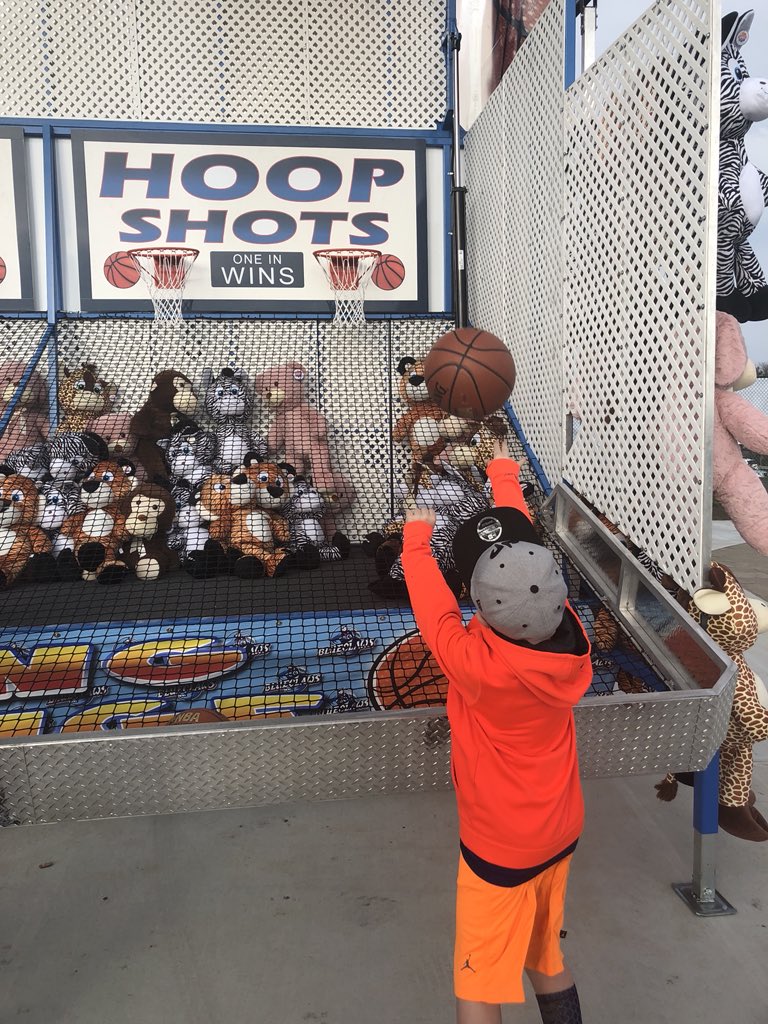 dswierk's tweet photo. @BlueClaws Not too bad, but they were distracted by the midway games! https://t.co/wvlDiGoxwG