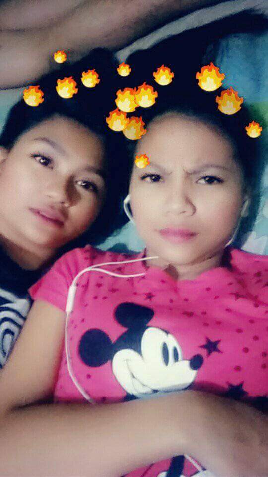 theadevibar's tweet photo. With sister @Anetgandaaa31 https://t.co/8pAaSHSrWE