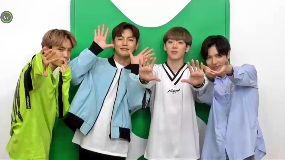 akirachoice7's tweet photo. A.C.E OT4 💞🌸💘
.
.
Leader-nim can rock any color of shirt 💘💞❤ mint green looks good on him 😍ILOVEYOU
#ACE #Abema #aceinjapan @official_ACE7 https://t.co/CRMDtN5srK