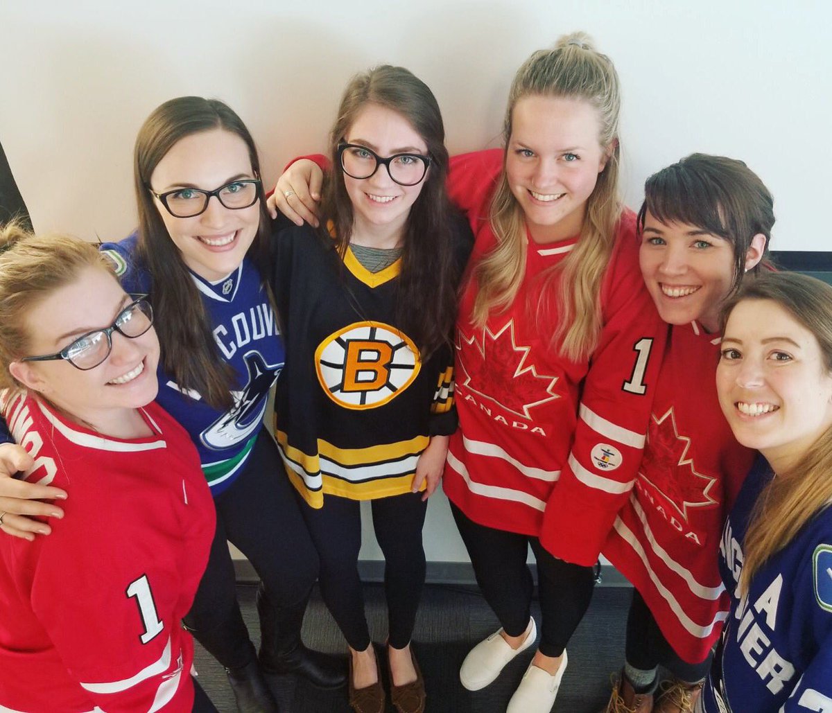 TessCharb's tweet photo. 💛💚 #humboltstrong #humboldtjerseyday @sfueducation #SFUPDP #Teachers https://t.co/RmYFSnP8vl